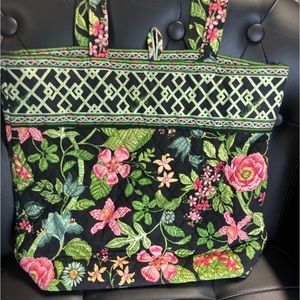 Vera Bradley tote bag